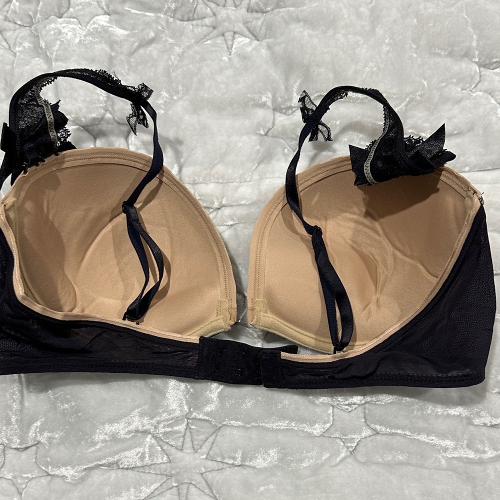 Victoria's Secret Black and Tan Lace Bra - Picture 3 of 7